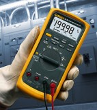 FLuke 80V系列數(shù)字萬用表用戶手冊